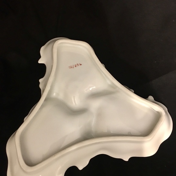 Vintage Thames Candy Dish with Gold Trim - Picture 4 of 5